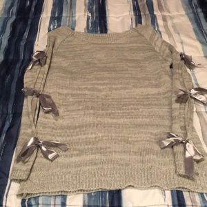 Nice light weight grey sweater